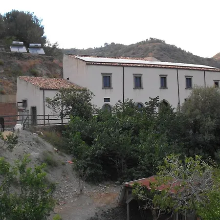 Turismo Rurale San Gaetano Alloggio per agriturismo Santa Teresa Di Riva