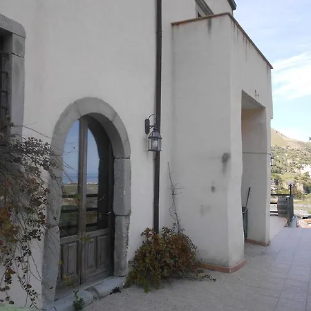 Alloggio per agriturismo Turismo Rurale San Gaetano Santa Teresa Di Riva