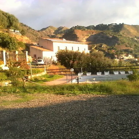 Alloggio per agriturismo Turismo Rurale San Gaetano Santa Teresa Di Riva